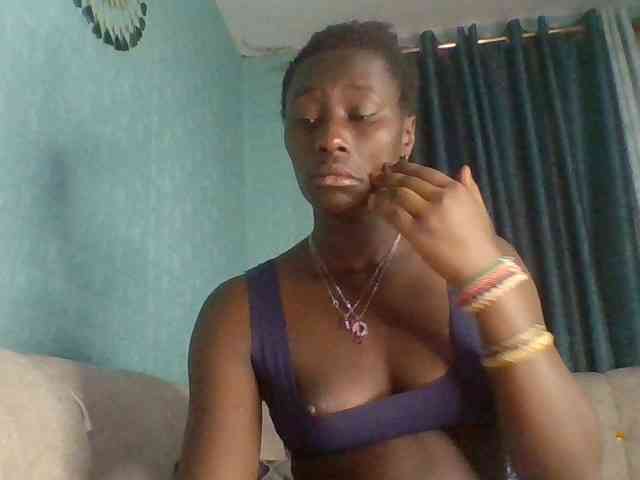 Sweet-Melanin webcam