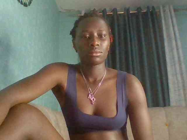 Sweet-Melanin webcam