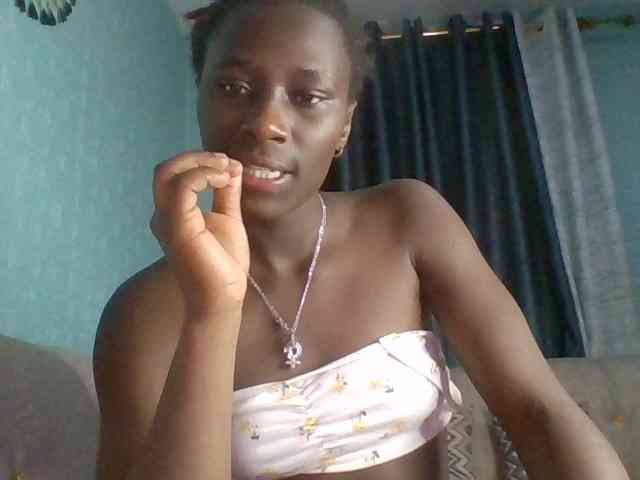 Sweet-Melanin webcam
