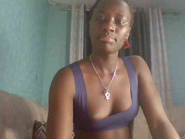 Sweet-Melanin webcam