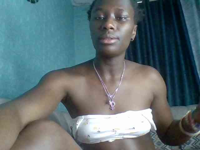 Sweet-Melanin webcam