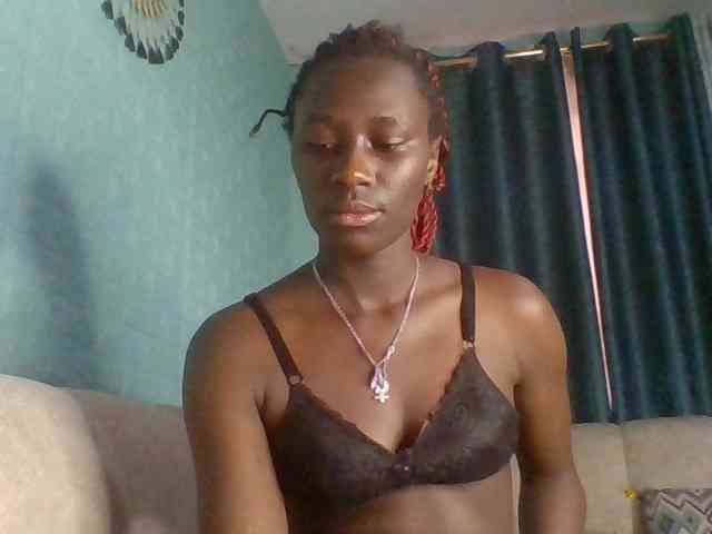 Sweet-Melanin webcam