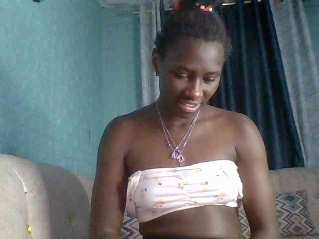 Sweet-Melanin webcam
