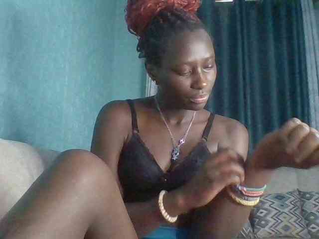 Sweet-Melanin webcam