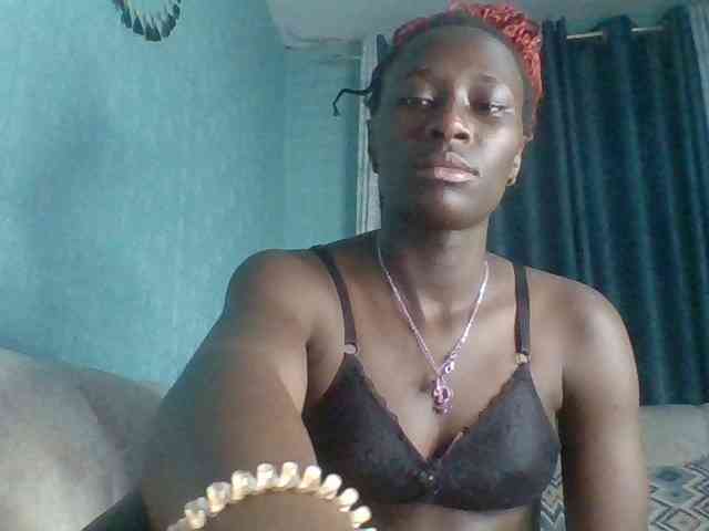 Sweet-Melanin webcam