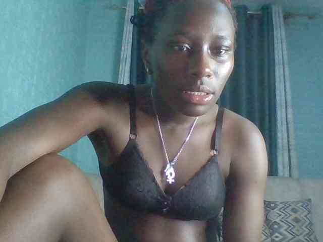 Sweet-Melanin webcam