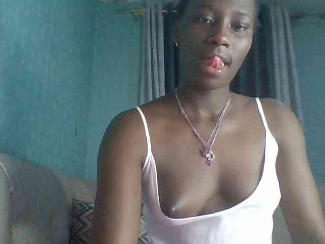 Sweet-Melanin webcam