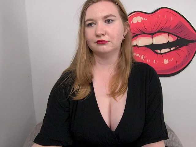 NikkiWild webcam bongacams model stream image