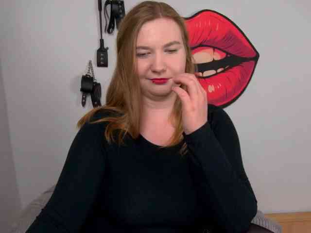 NikkiWild webcam
