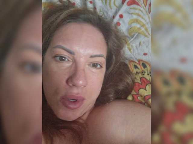 Alena5631's BongaCams show and profile