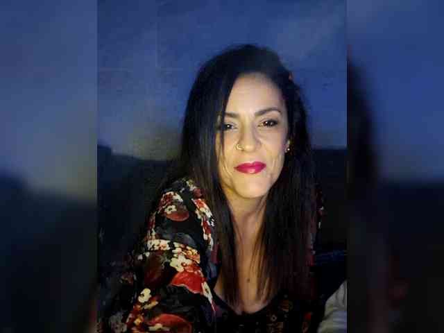 Cipoteman_Burguerwoman webcam