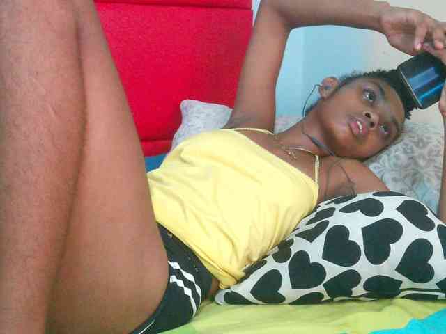 Brightness Live Webcam on BongaCams