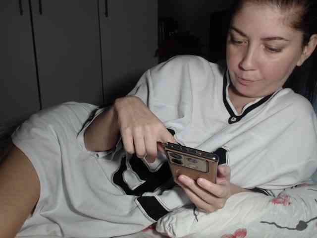 petitedanielle webcam