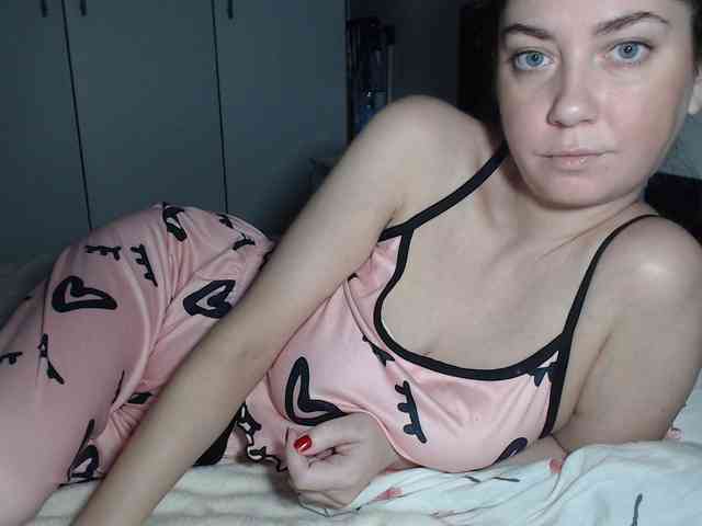 petitedanielle webcam