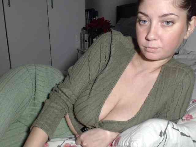 petitedanielle webcam