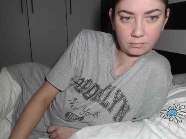 petitedanielle webcam