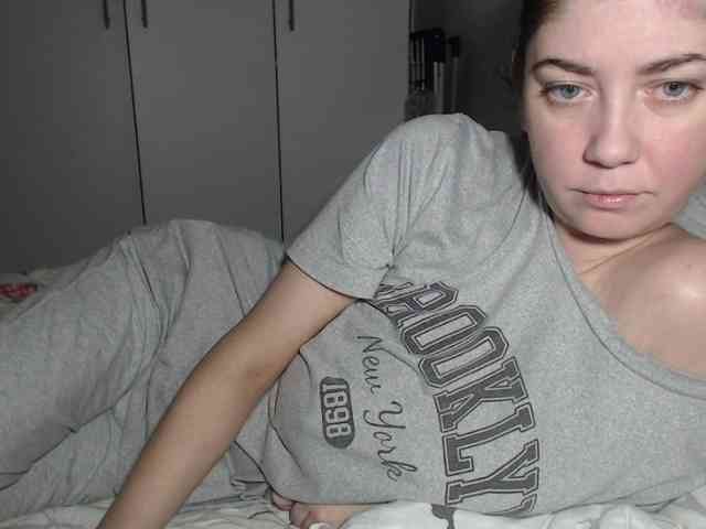 petitedanielle webcam