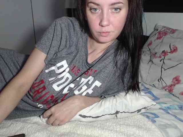 petitedanielle webcam