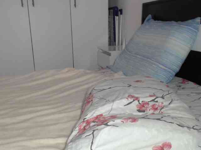 petitedanielle webcam