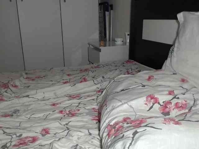 petitedanielle webcam