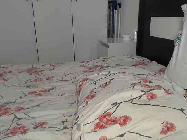 petitedanielle webcam