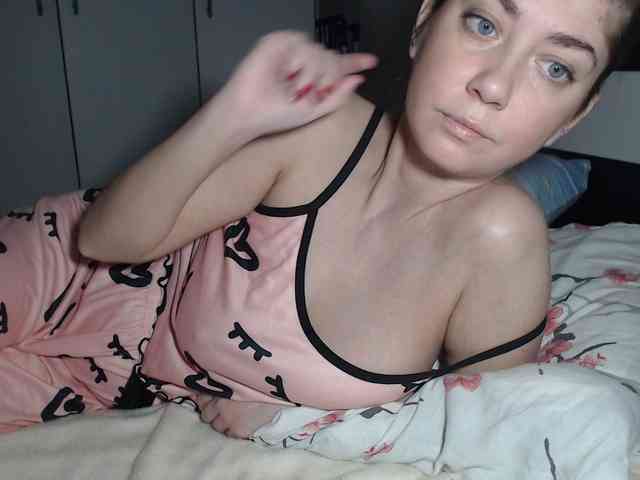 petitedanielle webcam