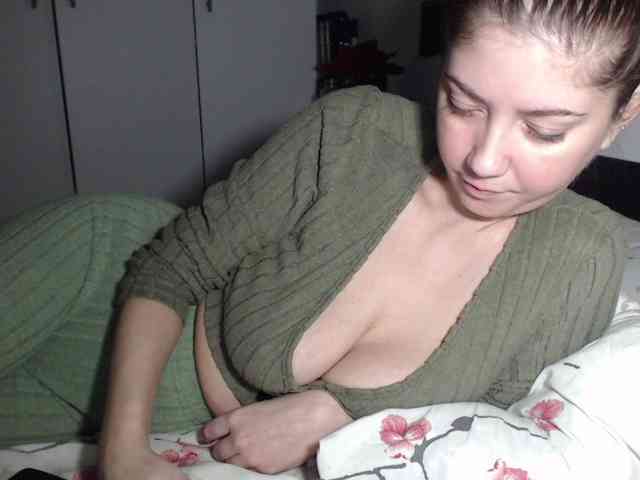 petitedanielle webcam