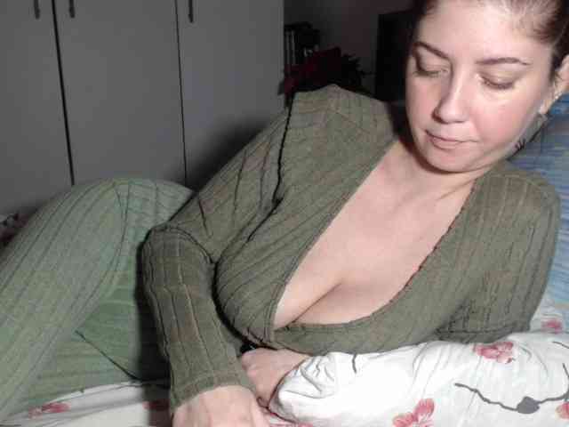 petitedanielle webcam