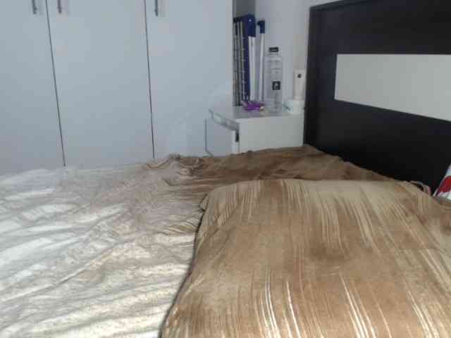 petitedanielle webcam