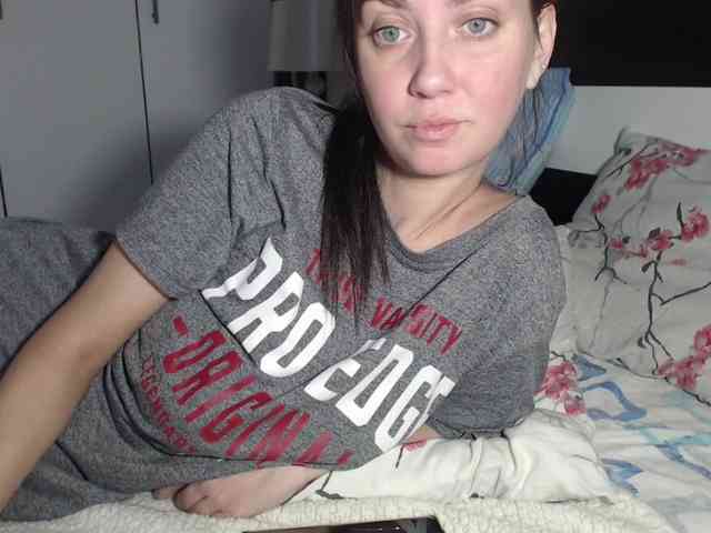 petitedanielle webcam