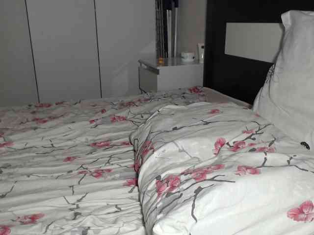 petitedanielle webcam