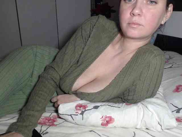 petitedanielle webcam