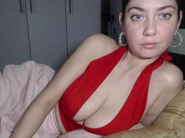 petitedanielle webcam