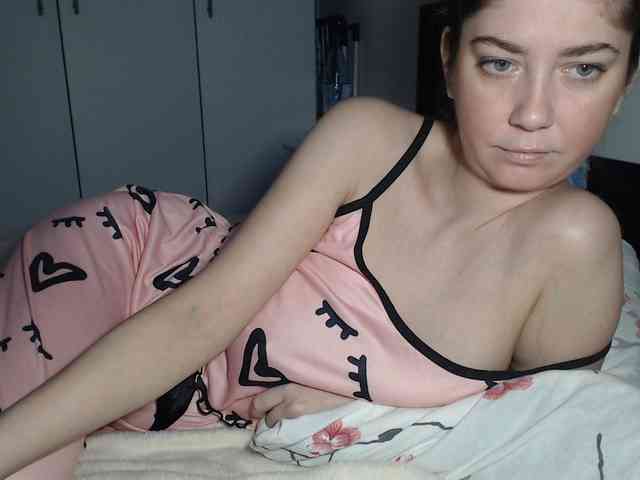 petitedanielle webcam