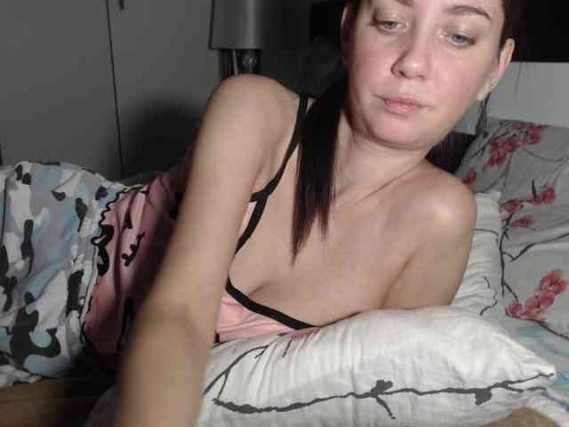 petitedanielle webcam
