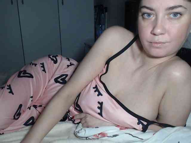 petitedanielle webcam