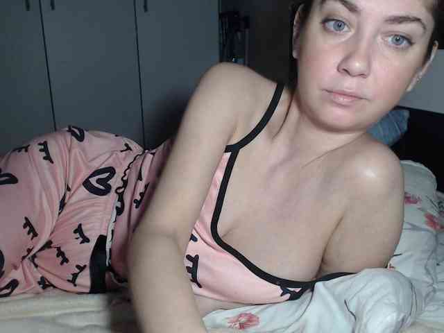 petitedanielle webcam