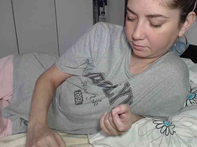 petitedanielle webcam