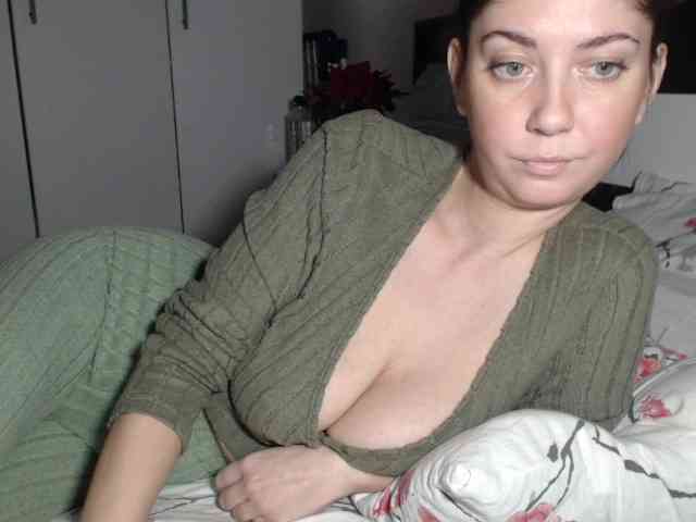 petitedanielle webcam