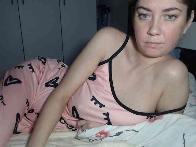 petitedanielle webcam