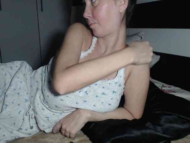 petitedanielle webcam
