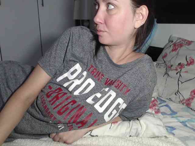 petitedanielle webcam
