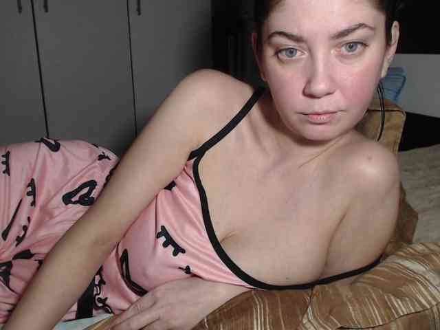 petitedanielle webcam