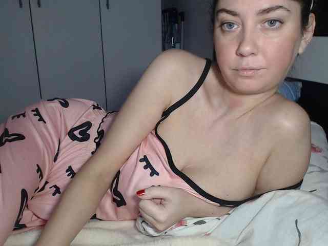 petitedanielle webcam