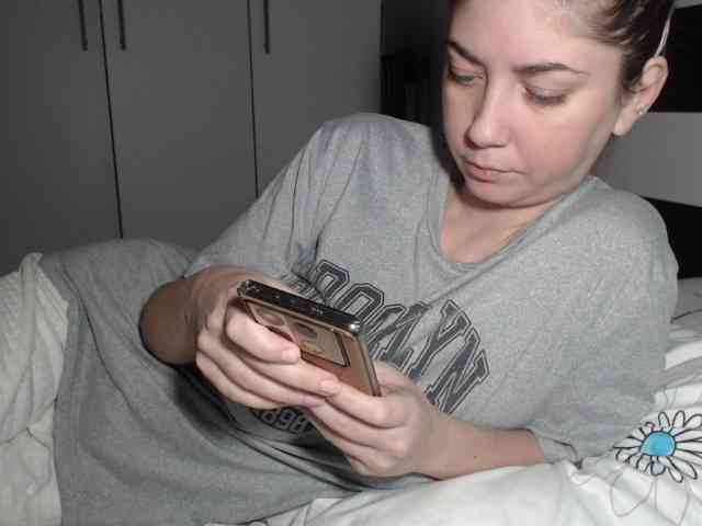 petitedanielle webcam