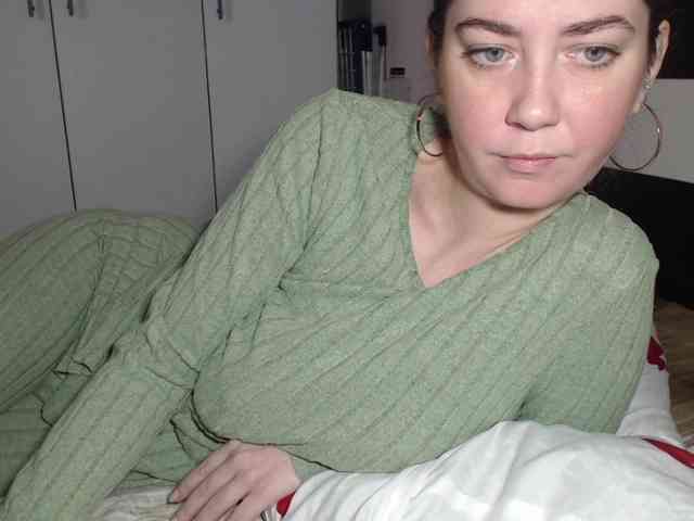 petitedanielle webcam