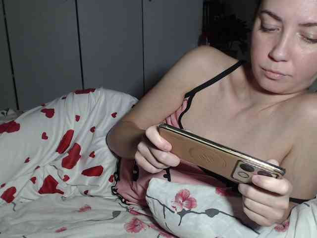 petitedanielle webcam