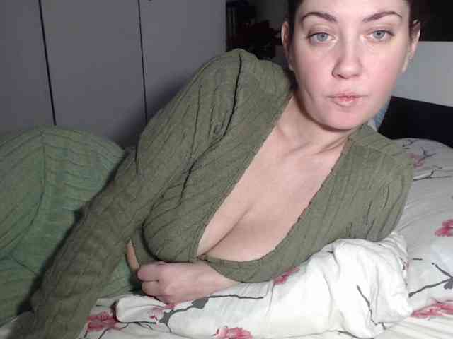 petitedanielle webcam