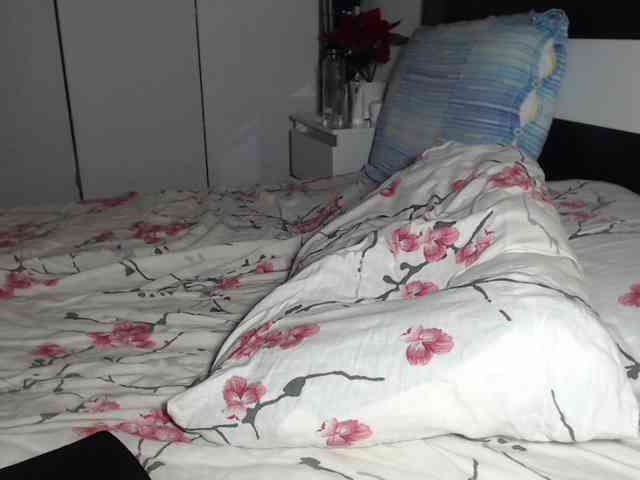 petitedanielle webcam