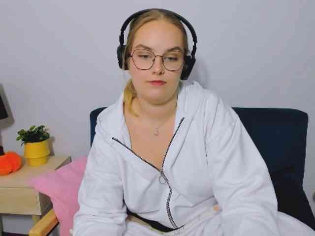 AlicePretty69 webcam